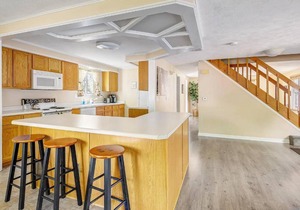 Ideally Located Westminster Home - Sleeps 13!