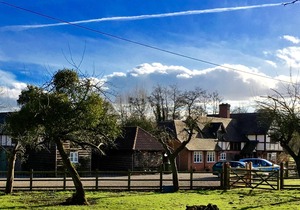Idyllic riverside location
