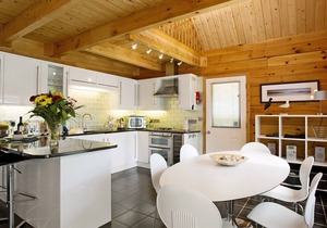 In tranquil surroundings ideal for walkers, cyclists and surfers with Padstow and Wadebridge within