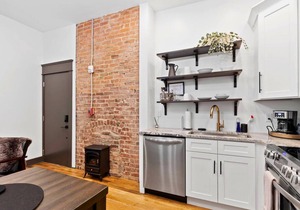 Indigo Flat: Chic Retreat in Downtown Chattanooga
