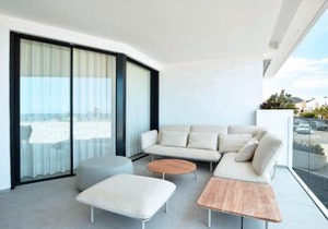 Infinity 0-3 LUXE PARTIAL SEA VIEW 2B