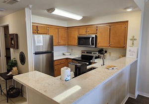 Inn at Dauphin Island 203 Beautifully Furnished with Great Views!