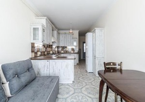 InshiApartments on Hazova str 4