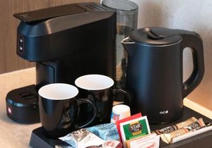 International Hotel & Suite
