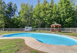 Inviting Alpine Condo w/ 3 Pools, Tennis, Game Room, Gym, & Hot Tub