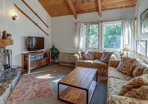 Inviting Alpine Condo w/ 3 Pools, Tennis, Game Room, Gym, & Hot Tub
