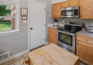 Inviting and Comfortable | 2 Bed, 2 Bath