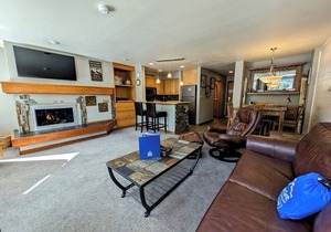 Inviting studio with a fully equipped kitchen