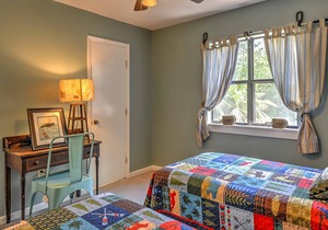 Isle of Wight Tri-Level Home w/ Private Boat Dock!
