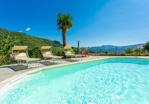 100 m² Villa ∙ 3 bedrooms ∙ 6 guests