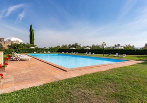 Montignana Apartments