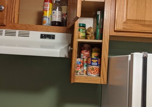 Jack's Joint's Fully Furnished Apt # 1 near water sports and downtown!