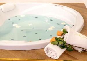 Jacuzzi Opera Suite
