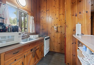 Jaxen - Cabin Masoods Lodge