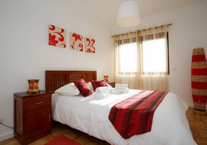Johnny Ringo Family Apartment II