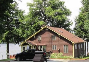 Journey's End Lake House