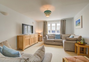 Jubilee - Four Bedroom House, Sleeps 8