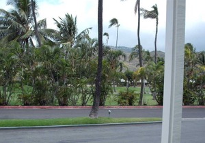 Kahala Beach Ocean Front & Pool View