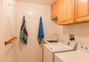 Kakela Kai, Beachfront Kailua Home, Private, A/C