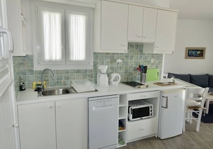 Kamari Villa-A1-with private pool