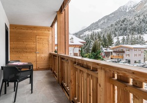 Kamerloy Apartments - D with Mountain View, Wi-Fi, Balcony and Garden