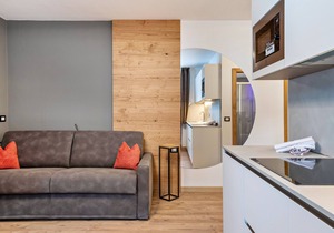 Kamerloy Apartments - B with Mountain View, Wi-Fi, Balcony and Garden
