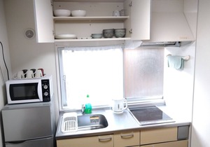 Kaminarimon 2/F 3 bedrooms,4 beds, 2 to