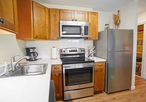 Kapa'a Top Floor Condo Fully Air Conditioned & newly furnished at Pono Kai