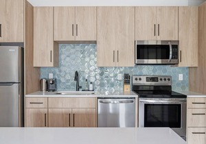 Kasa | Comfy 1BD with Balcony and Amenity Access | Minneapolis