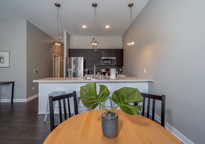 Kasa | Welcoming 1BD + Fast WiFi | Des Moines