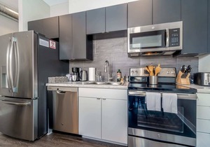 Kasa | Welcoming 1BD + Fast WiFi | Des Moines