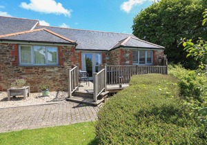 Keepers Lodge, Hillfield Village