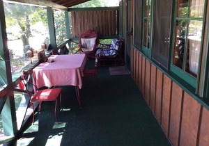 Kern Riverfront Lodge