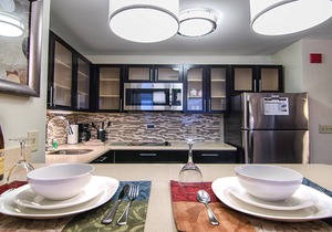 King Suite. Free Breakfast Buffet. Downtown Marquette. Close to Northern Michigan University!