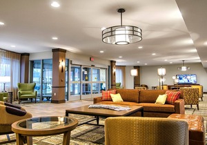 King Suite. Free Breakfast Buffet. Downtown Marquette. Close to Northern Michigan University!