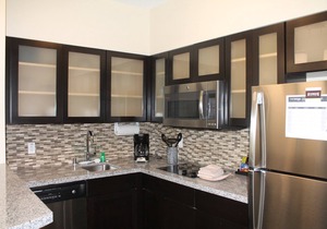 King Suite | Free Breakfast. Pool Access.