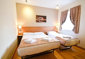 Kings Cross Inn Hotel