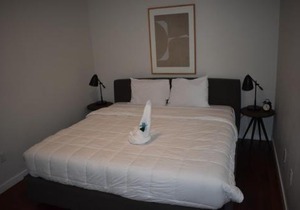 Kislak 402 Spacious 1BR Retreat Above the City