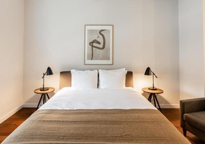Kislak 405 Luxurious 1BR Retreat Above the City