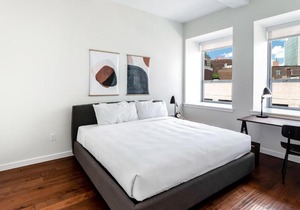 Kislak 405 Luxurious 1BR Retreat Above the City