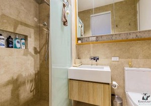 KOZYGURU WEST END 10 MINS TO CITY 1 BED APT + FREE PARKING QWE017