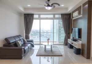 KSL JB City suite NETFLIX WIFI Youtube