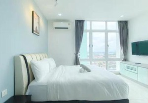KSL JB City suite NETFLIX WIFI Youtube