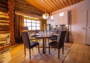 Kuukkeli Log Houses Teerenpesä - Superior Suite A49