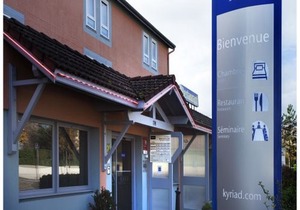 Kyriad Lyon Sud - Saint Genis Laval