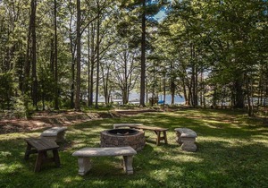 Lake Front Home with Lots of Community Amenities