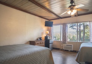 Lake front room on Lake Ouachita!