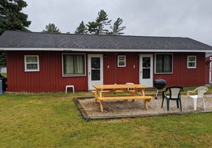 Lakefront Cabin Rental Resort- Cabin 4- Fish, Sightseeing & Ride Trails
