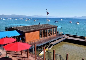 Lakefront condo right on the water, spectacular views!! 3 night min Summer