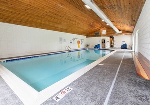Lakefront Condo w/ Great Views, Pool/Hot Tub, Beach Access - Near Skiing